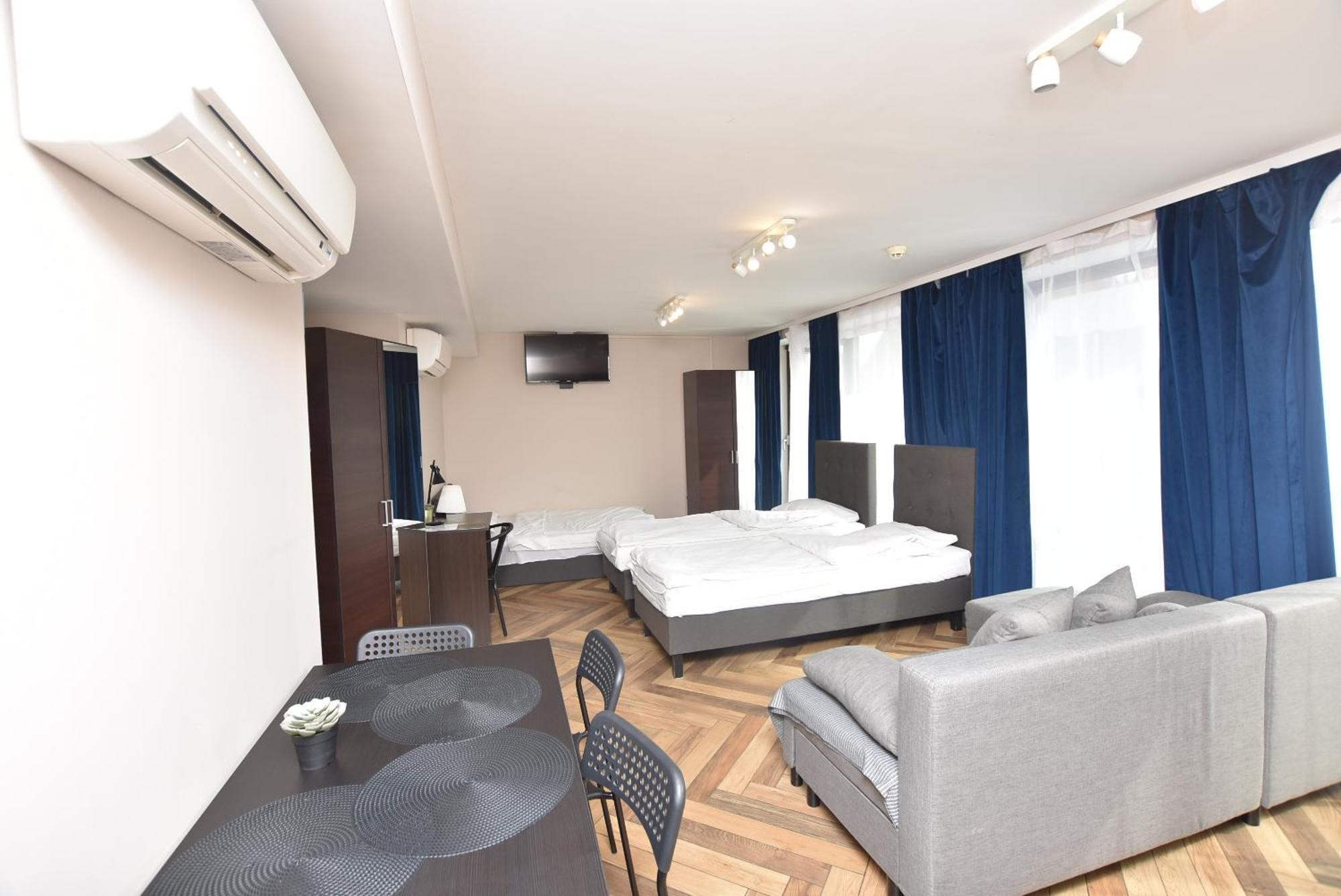Dukes Apartments - Wita Stwosza ヴロツワフ エクステリア 写真