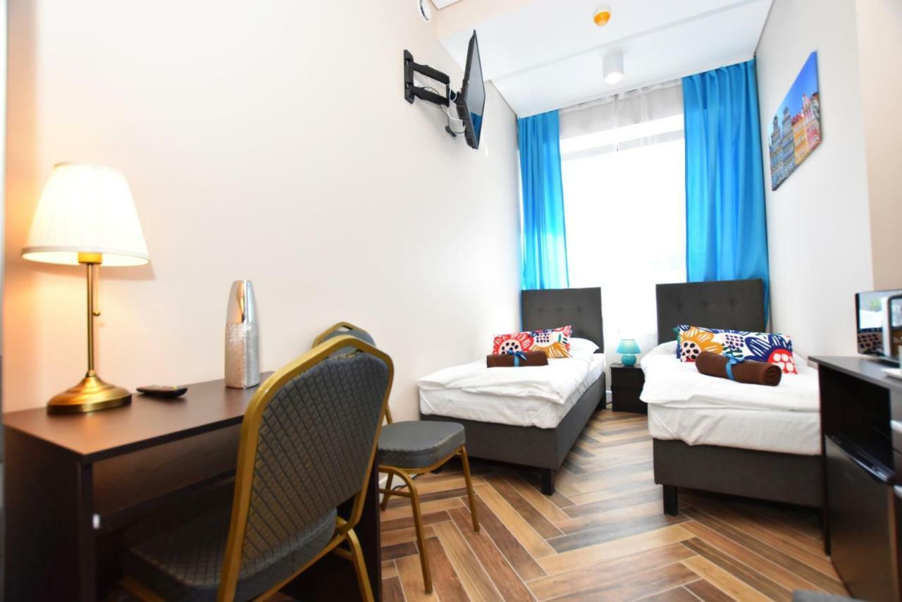 Dukes Apartments - Wita Stwosza ヴロツワフ エクステリア 写真